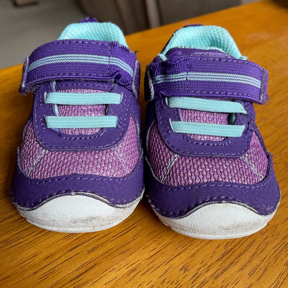 Size 3 toddler Stride Rite soft motion shoes